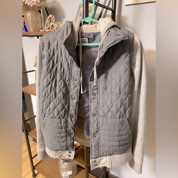 BKE Jackets & Blazers - ❤️ BKE vest jacket with removable sleeves